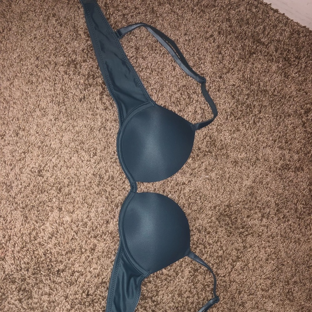 PINK Wear everywhere super push bra 32AA